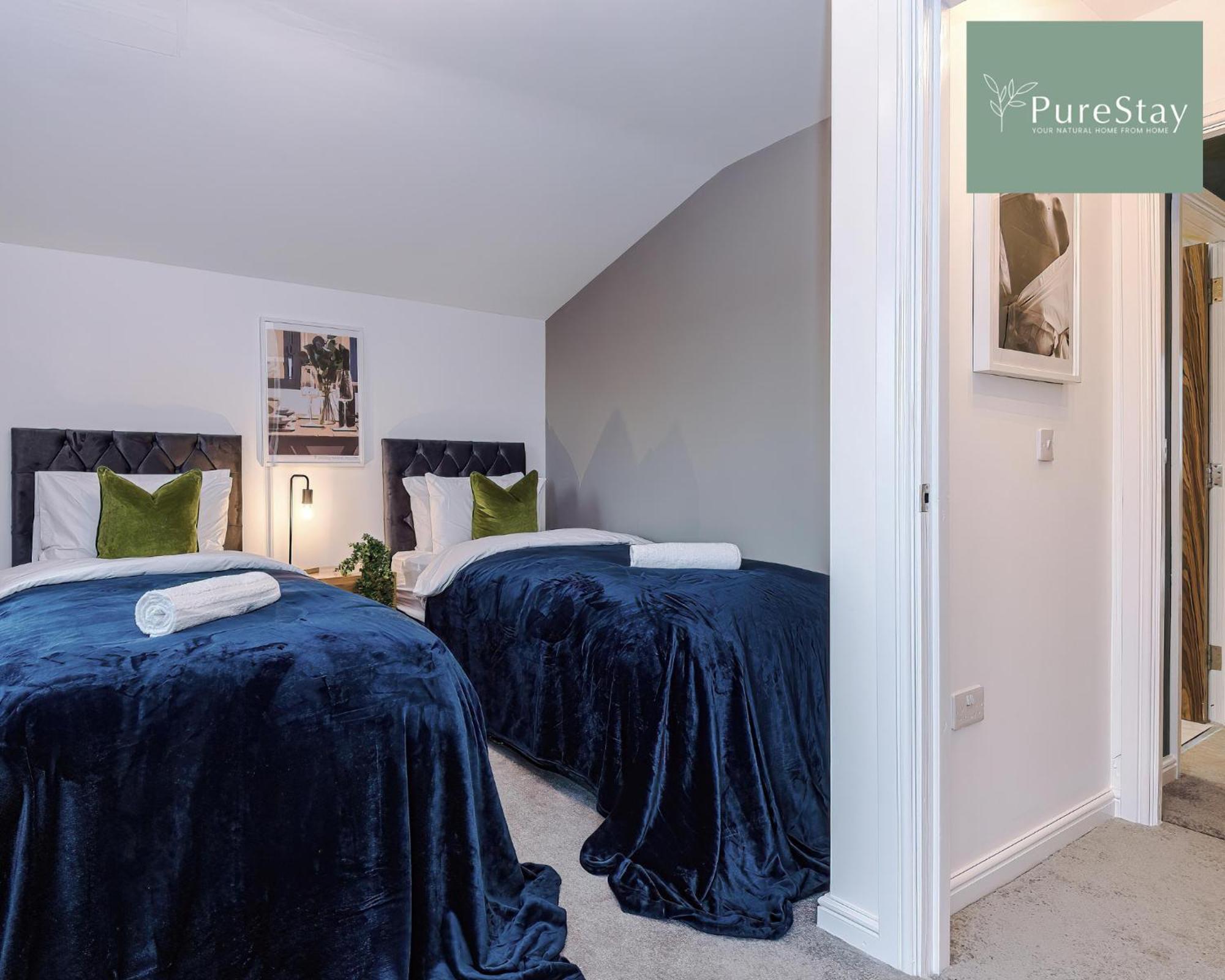 Stunning Five Bedroom Manchester House With Free Parking By Purestay Short Lets & Serviced Accommodation Luaran gambar