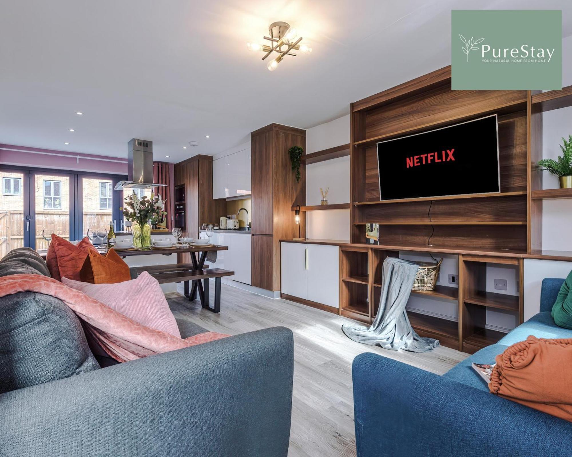 Stunning Five Bedroom Manchester House With Free Parking By Purestay Short Lets & Serviced Accommodation Luaran gambar