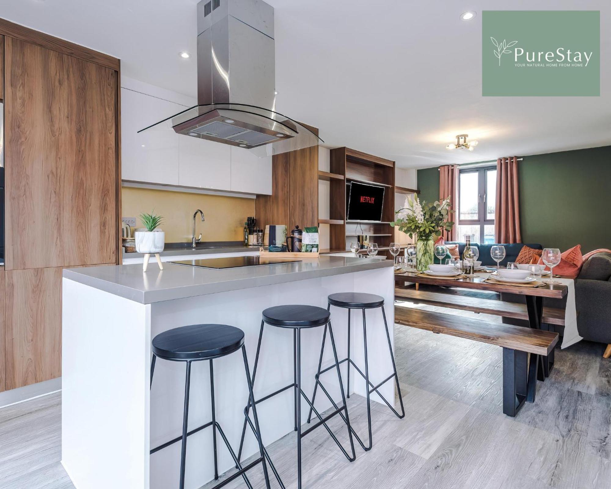 Stunning Five Bedroom Manchester House With Free Parking By Purestay Short Lets & Serviced Accommodation Luaran gambar