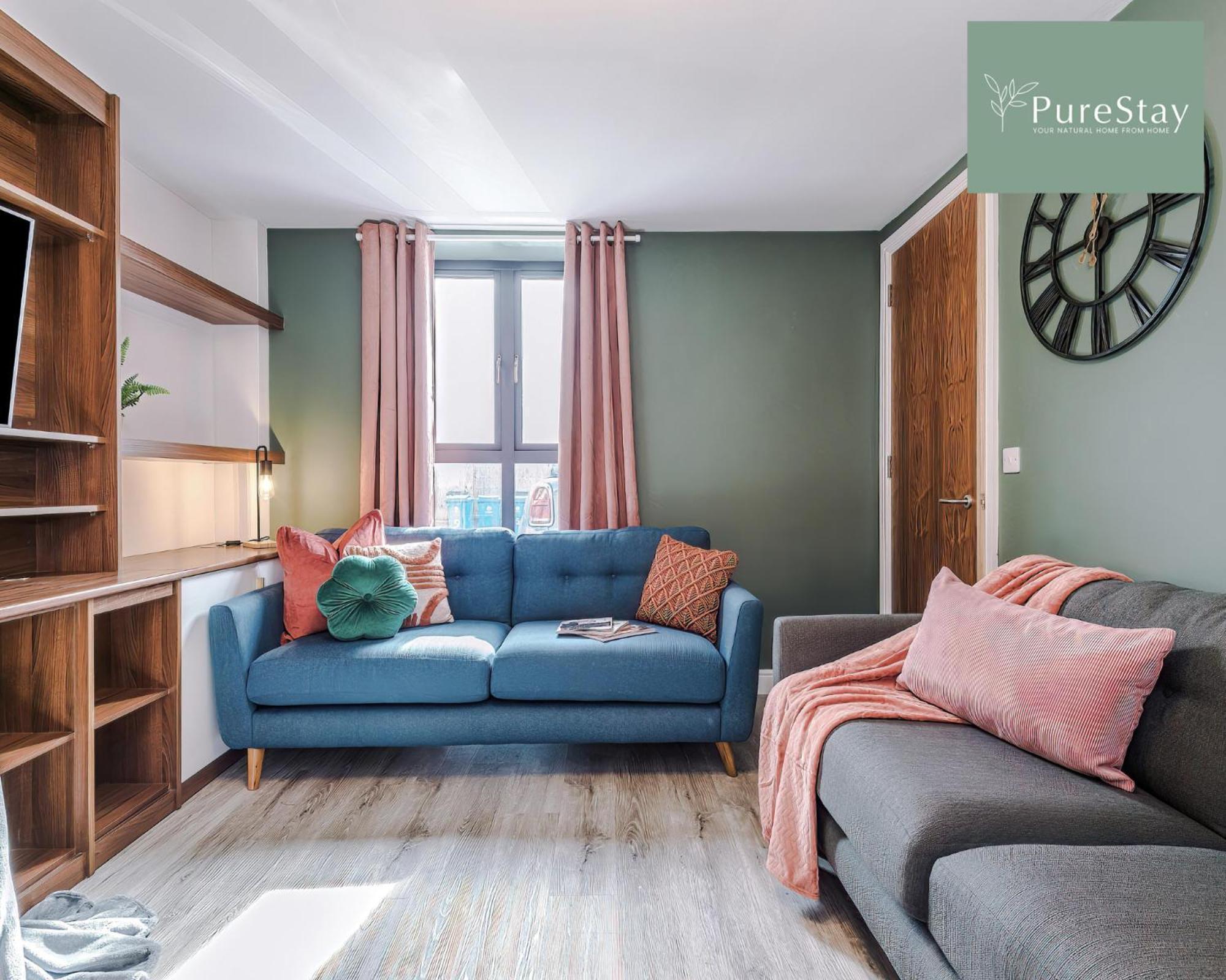 Stunning Five Bedroom Manchester House With Free Parking By Purestay Short Lets & Serviced Accommodation Luaran gambar