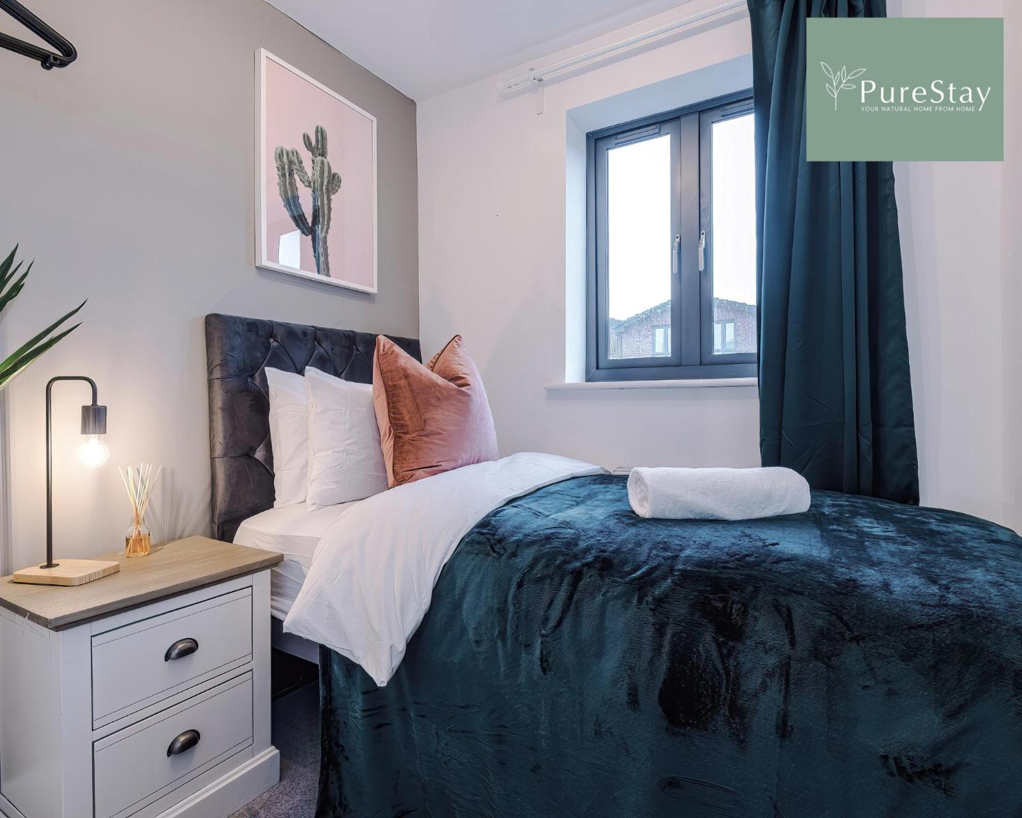 Stunning Five Bedroom Manchester House With Free Parking By Purestay Short Lets & Serviced Accommodation Luaran gambar