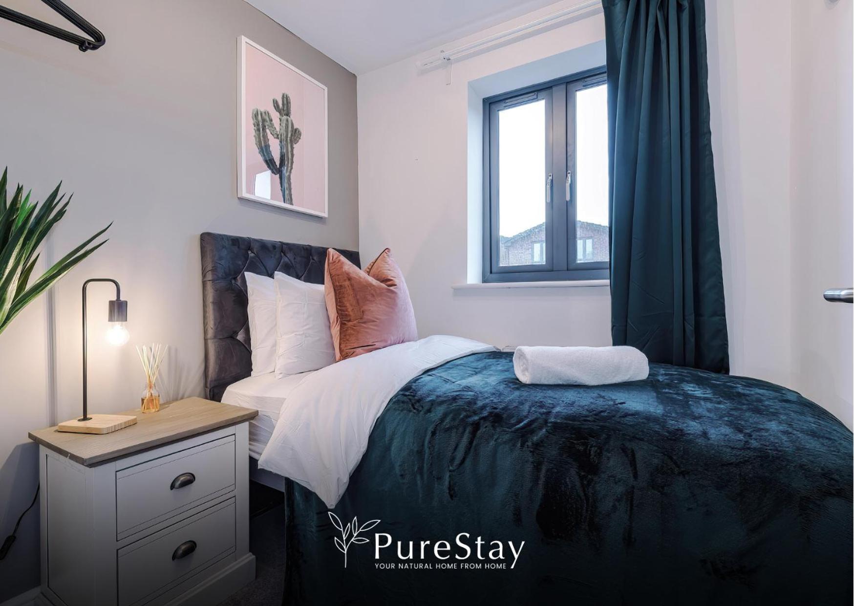 Stunning Five Bedroom Manchester House With Free Parking By Purestay Short Lets & Serviced Accommodation Luaran gambar