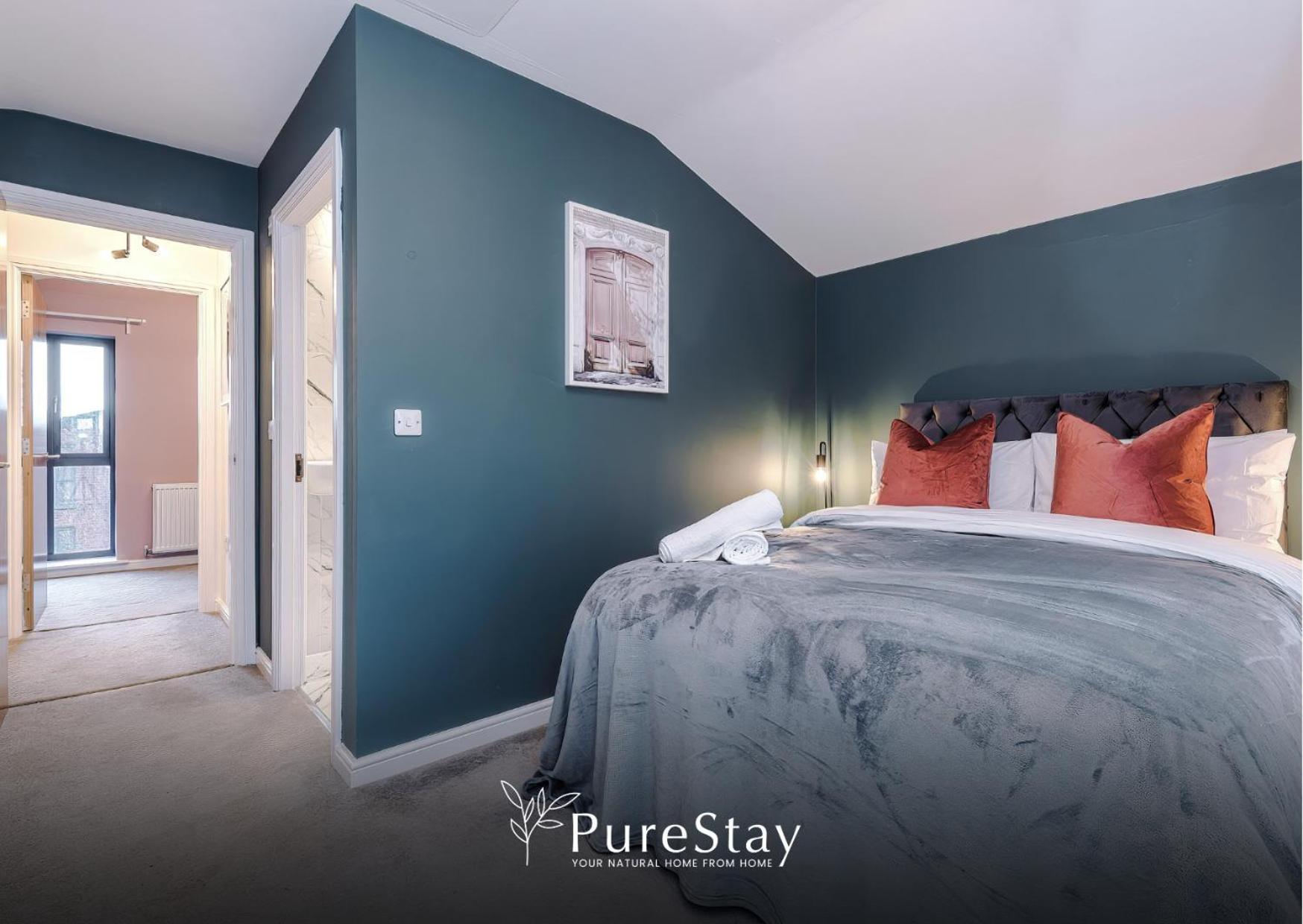 Stunning Five Bedroom Manchester House With Free Parking By Purestay Short Lets & Serviced Accommodation Luaran gambar